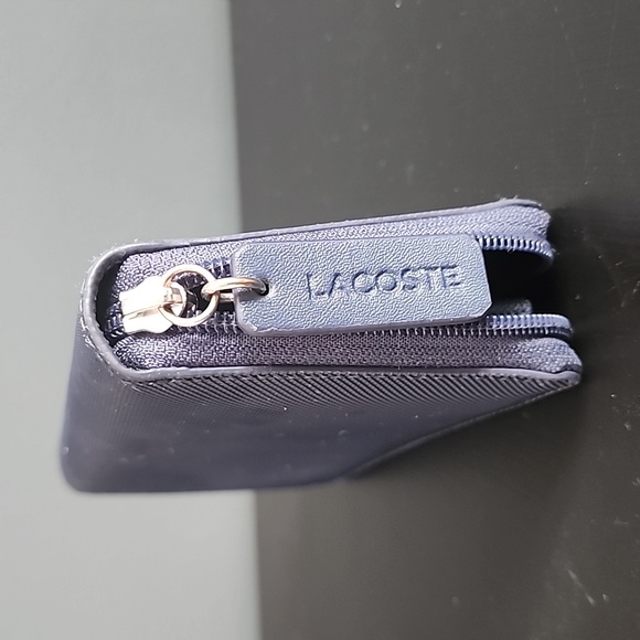 Lacoste Women's L.12 Concept Petit Pique 12 Card Zip Wallet - Picture 4 of 4